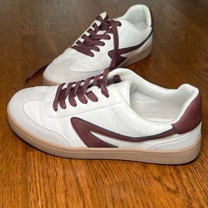 DV Dolce Vita Valentina sneaker size 6. Maroon.